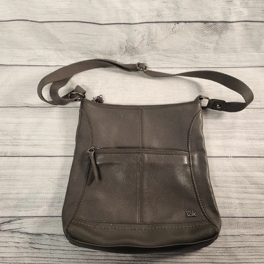 The Sak Iris Large Crossbody Bag Dark Gray Pebble Leather 10309-IRIS